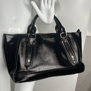BURBERRY Black Patent Somerford Zip Tote Bag